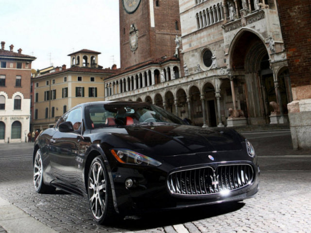 Maserati_GranTurismo_Coupe_2008 (640x480, 222Kb)