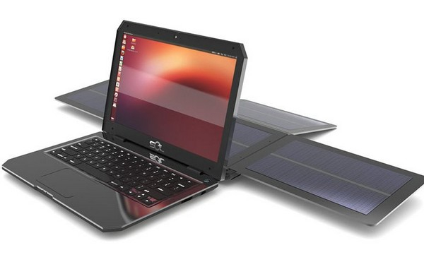 laptop on solar energy 1 (600x371, 76Kb)