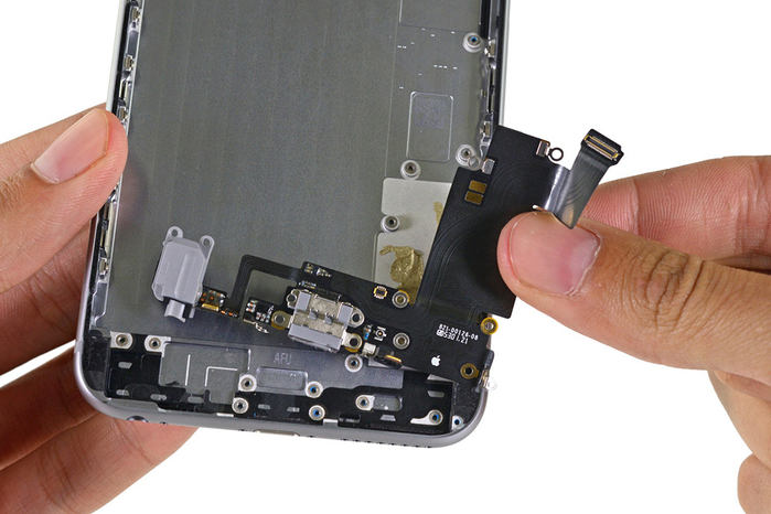 Apple iPhone 6s 2 (700x466, 296Kb)