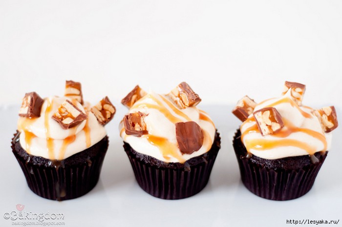 3925073_SnickersIceCreamCupcakesnovate2 (700x465, 115Kb)