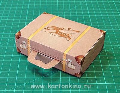 Как сделать из коробка портфель Как сделать из коробка портфель