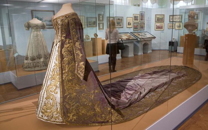 'Российские императрицы: Мода и Стиль. Конец XVIII – начало XX века'