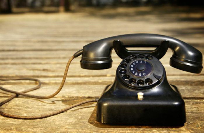 /1365785618_inetresnoe_o_telefone (699x456, 89Kb)