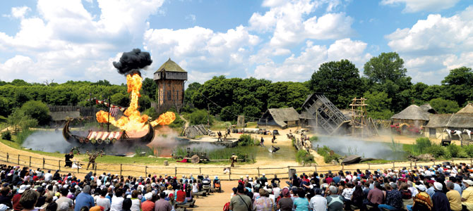 Puy du Fou 1 (670x300, 81Kb)
