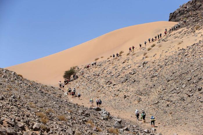 В Сахаре проходит Marathon des Sables