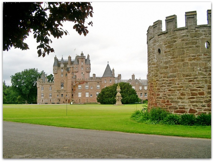 Glamis_Castle-2- (700x529, 146Kb)