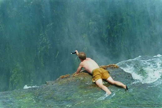 Фотографии Купели Дьявола на водопаде Виктория в Африке