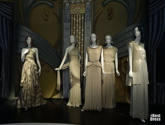 1292593554_22_screen_sirengalleryview-charlesjamesandmadameeta_preview (550x416, 151Kb)