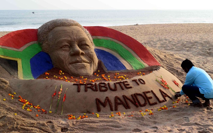 Реакция людей на смерть Нельсона Манделы