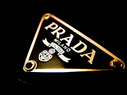 /4552399_emblema_prada (500x375, 26Kb)