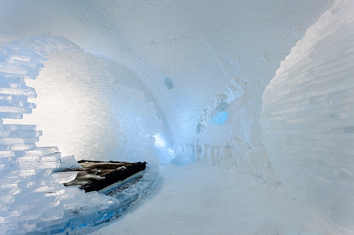Швейцарский ледяной отель
