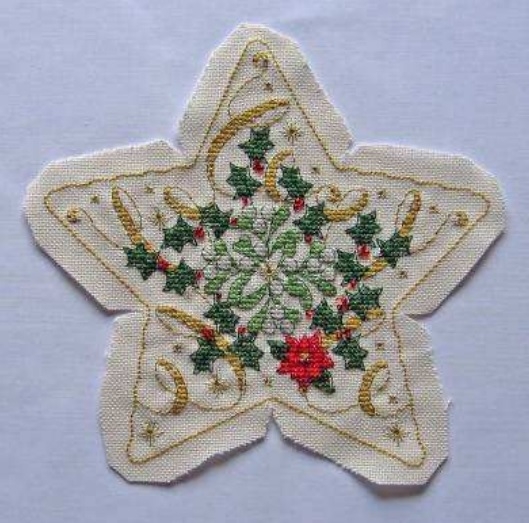 Рождественская звезда с вышивкой. Фото мастер-класс по пошиву (1) (529x523, 182Kb)
