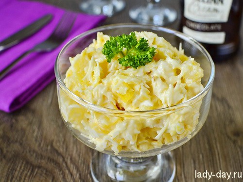 Салат с ананасом сыром и чесноком рецепт Салат с ананасом сыром и чесноком рецепт