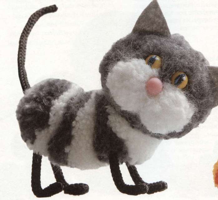 Кошка своими руками из ниток