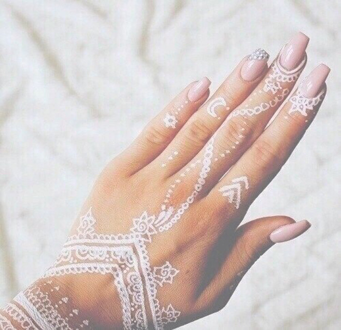 white-mehendi-01 (700x678, 310Kb)