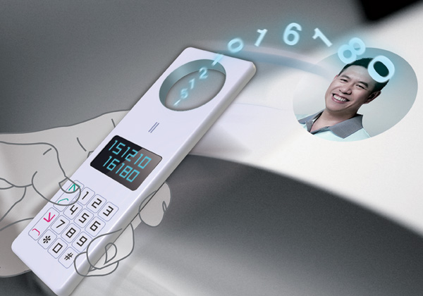 3726595_elderly_phone (600x420, 65Kb)