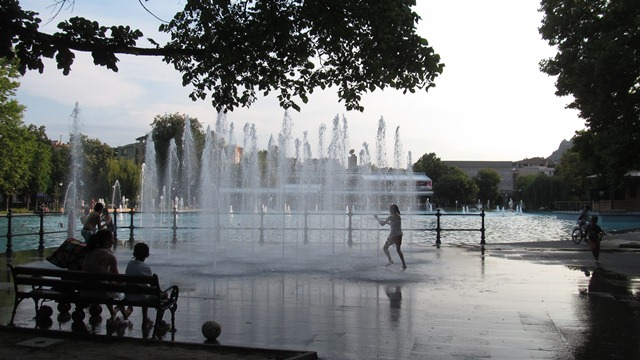 IMG_3700 a (640x360, 214Kb)