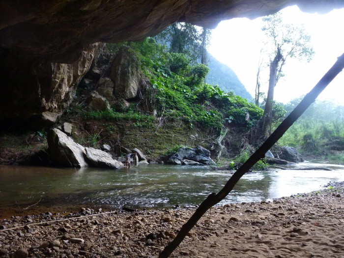 Largest-Son-Doong-Cave-Vietnam-1024x768 (700x525, 137Kb)