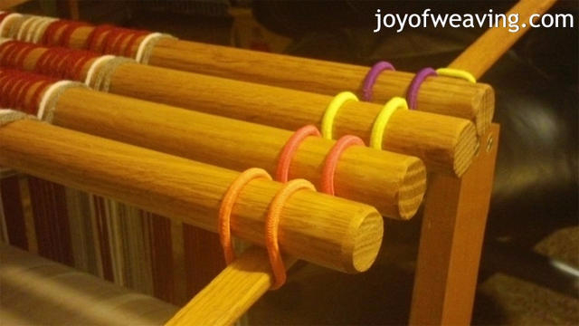 simple-tension-device-detail-joyofweaving.com (640x360, 155Kb)