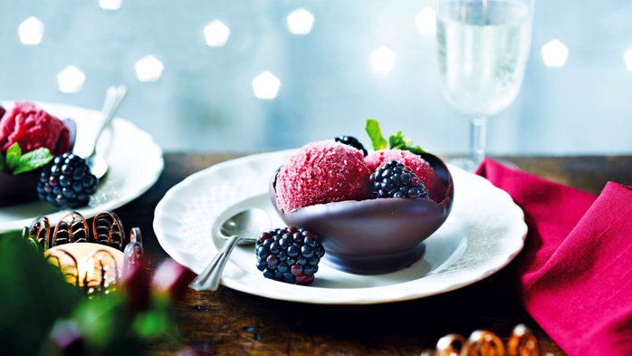 ice_cream_blackberry_dessert_chocolate_102757_1920x1080 (700x393, 271Kb)