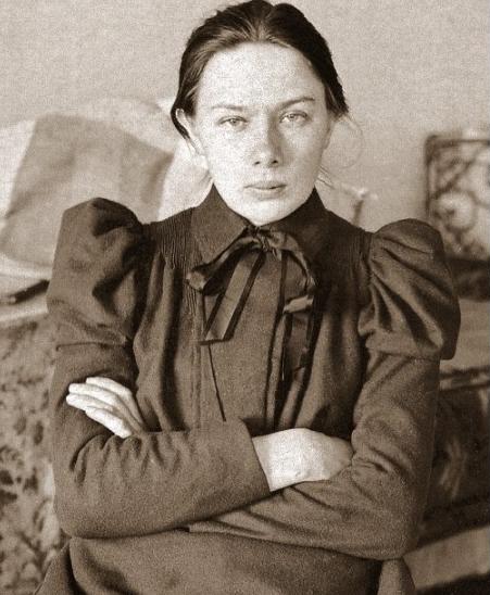 658348_youngkrupskaya (451x548, 43Kb)