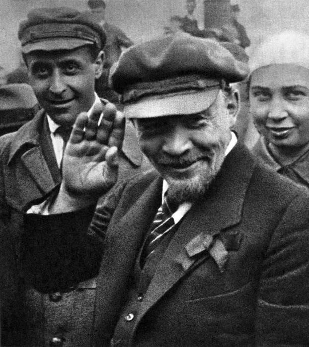 Сколько денег заработал Ленин за свою жизнь?