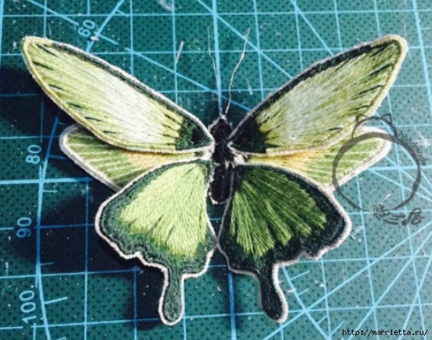 Объемная вышивка. Бабочки в вышивке гладью (18) (605x476, 225Kb)