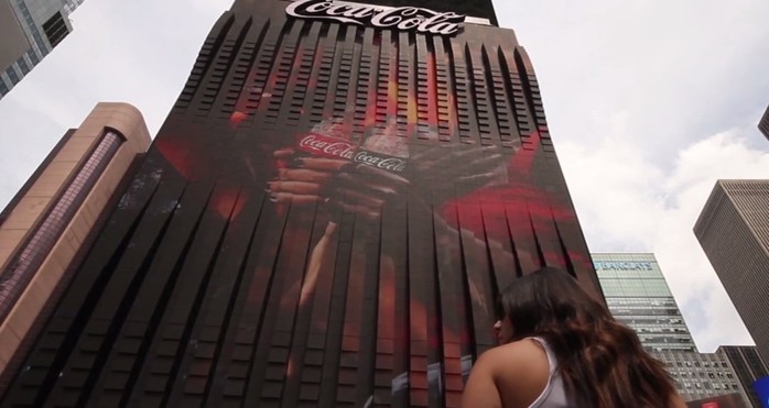 Первый в мире трёхмерный рекламный билборд Coca-Cola попал в Книгу рекордов Гиннесса