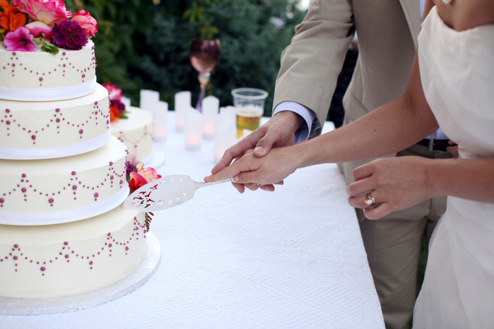 Красивые свадебные торты и сладости на свадьбу3 (700x466, 343Kb)