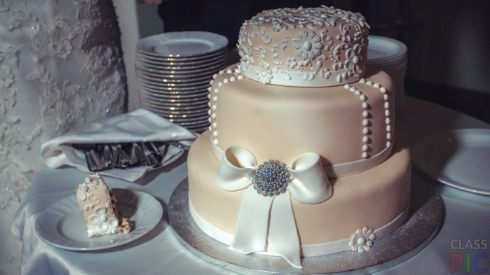 Красивые свадебные торты и сладости на свадьбу24 (700x393, 260Kb)