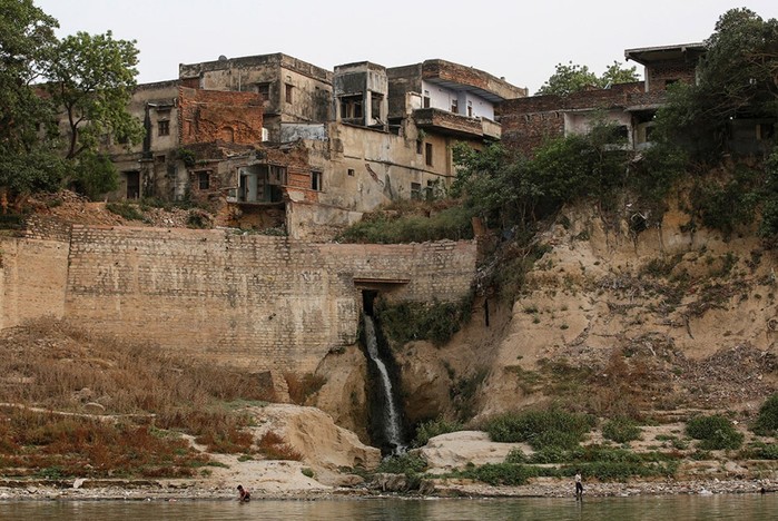 Река Ганг: от кристальной чистоты до ужасного загрязнения 