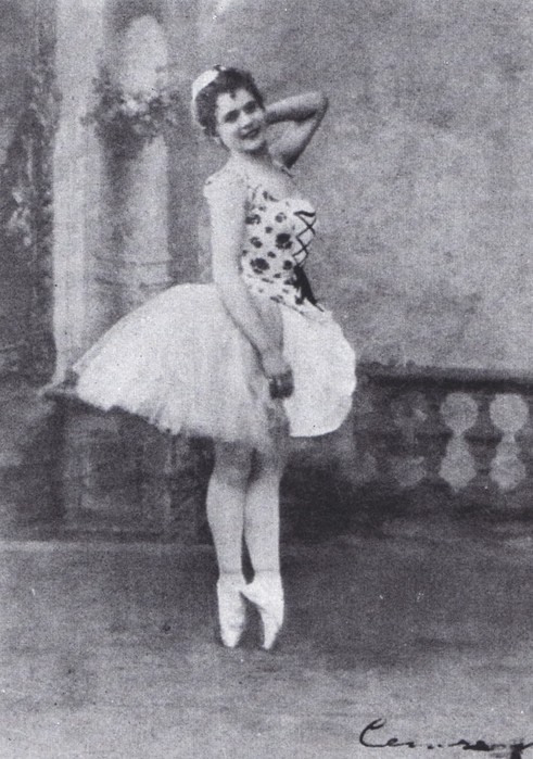Cinderella_-title_role_-Pierina_Legnani_-1893 (491x700, 104Kb)