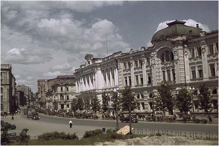 Фотографии оккупированного Харькова, сделанные немецким корреспондентом в 1941—1942 годах