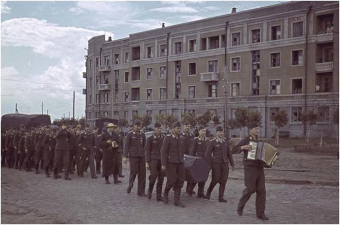 Фотографии оккупированного Харькова, сделанные немецким корреспондентом в 1941—1942 годах