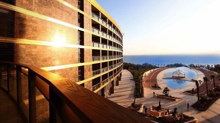 Крымский курорт признали лучшим в мире