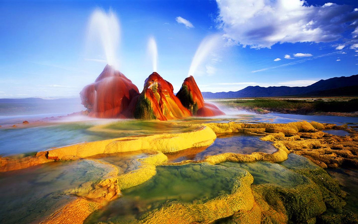 Geyser-hot-Sources-Black-Rock-Desert-Desert-in-Nevada-U.S.A.-2560x1200-1440x900 (700x437, 371Kb)