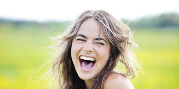 Интересные факты о смехе, улыбках, здоровье и щекотке