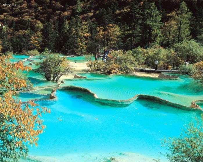 Долина Цзючжайгоу — природный парк невероятной красоты в Китае