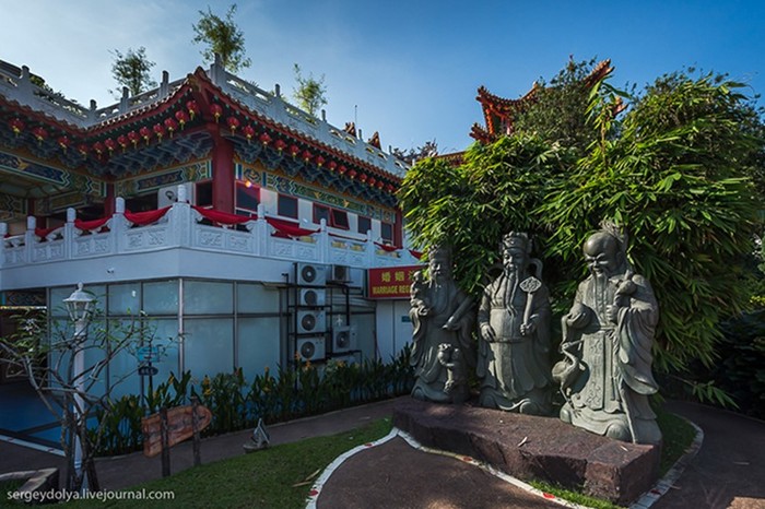 Экскурсия в индуистские и китайские храмы Куала Лумпура