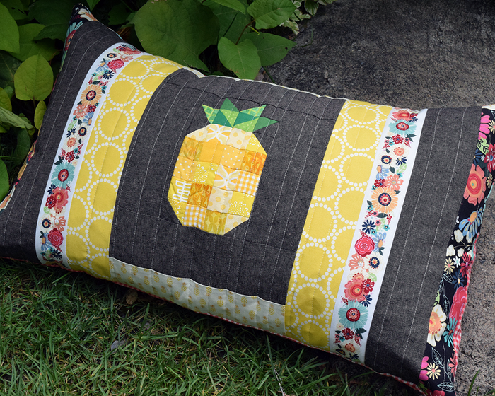 5245163_PineapplePorchPillow (700x560, 833Kb)