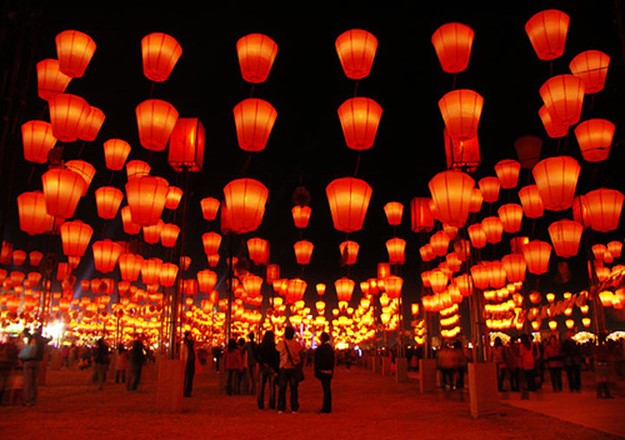 Китайские фонари — одним из самых известных символов уличной культуры Китая