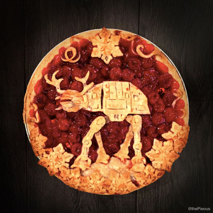 A-cooking-artist-creates-incredible-pies-that-would-be-a-sin-cut-them-5a6adf43c5806__700 (700x700, 302Kb)
