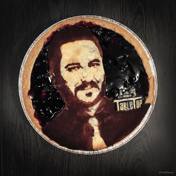 A-cooking-artist-creates-incredible-pies-that-would-be-a-sin-cut-them-5a6adf415ddb7__700 (700x700, 271Kb)