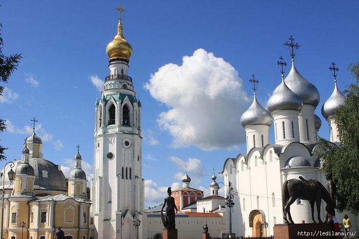 3925311_Vologda_hram (700x466, 177Kb)