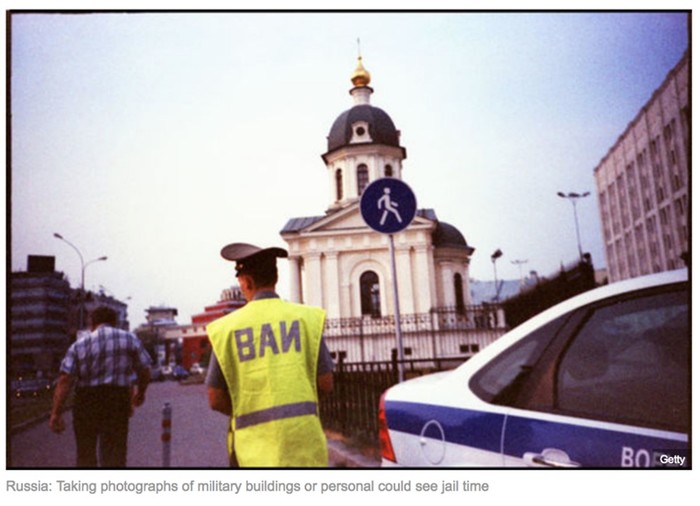 МИД Великобритании предупреждает туристов о «странных» законах и правилах в России