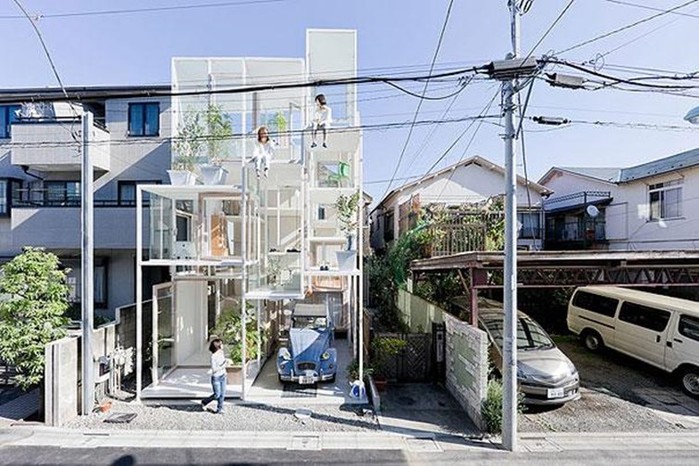 Как японцы живут в прозрачном доме: фотографии