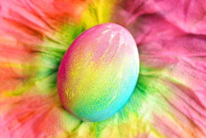 покраска яиц 1 (700x470, 282Kb)