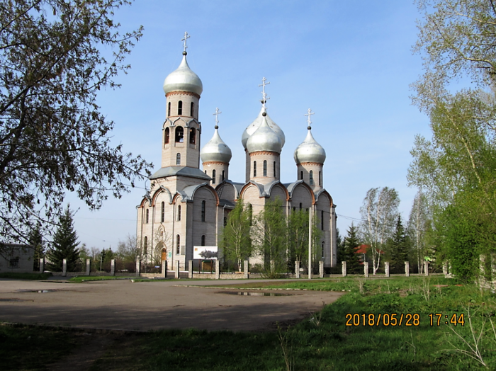 3924376_sharypovo_chram_1 (700x524, 727Kb)