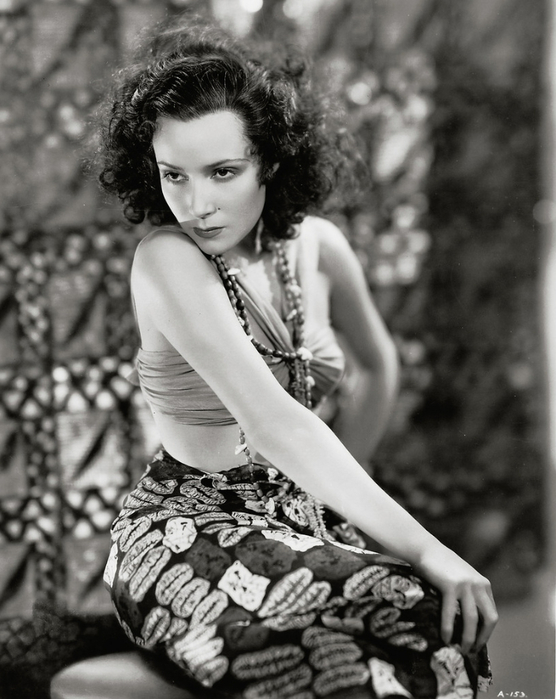 815 Dolores Del Rio  (556x700, 291Kb)