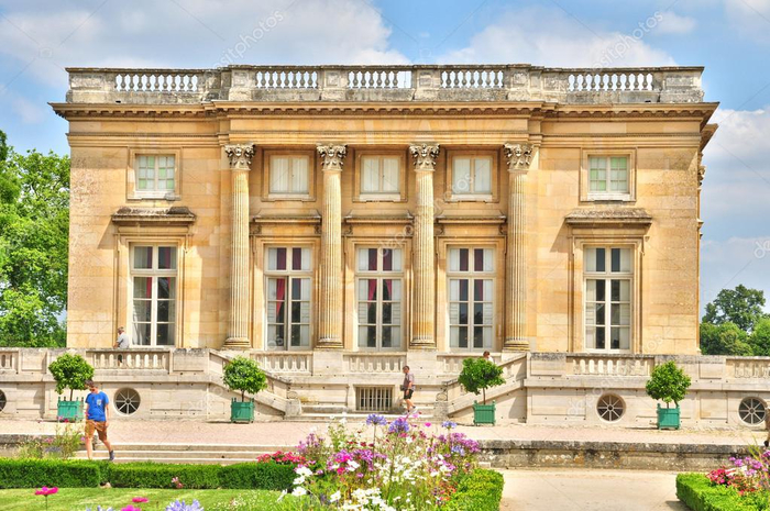 depositphotos_53616361-stock-photo-france-the-marie-antoinette-estate (700x465, 420Kb)